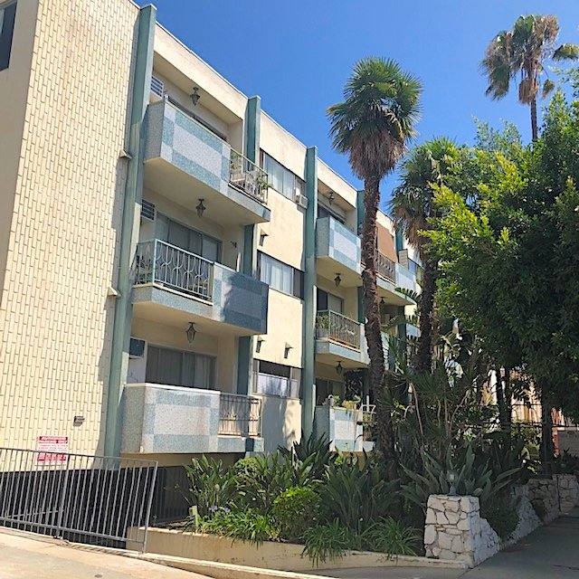 Apartment for rent at 440 N Hayworth Ave #307, Los Angeles, CA 90048