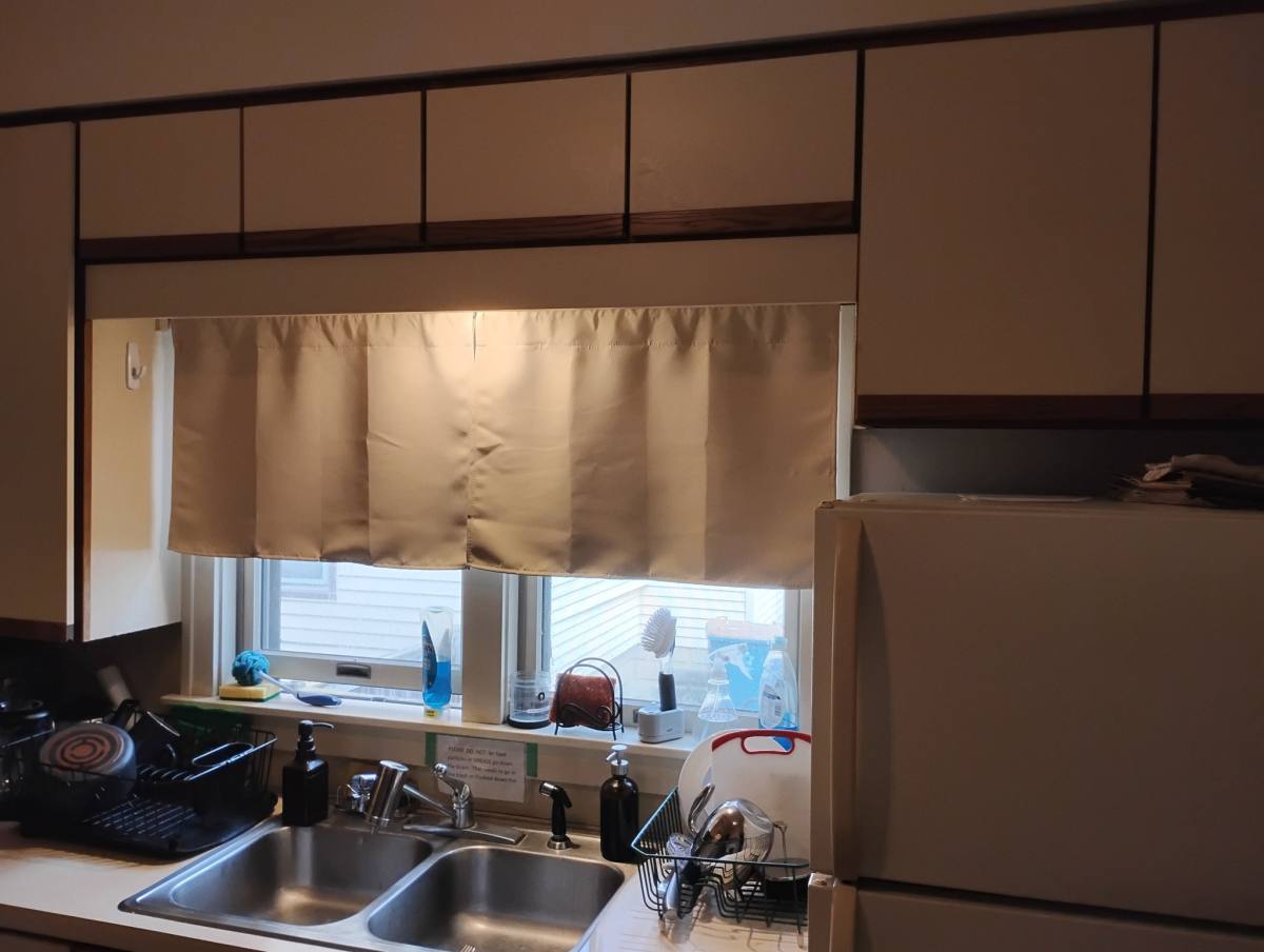 Apartment for rent at 264 W 16th St, Holland, MI 49423