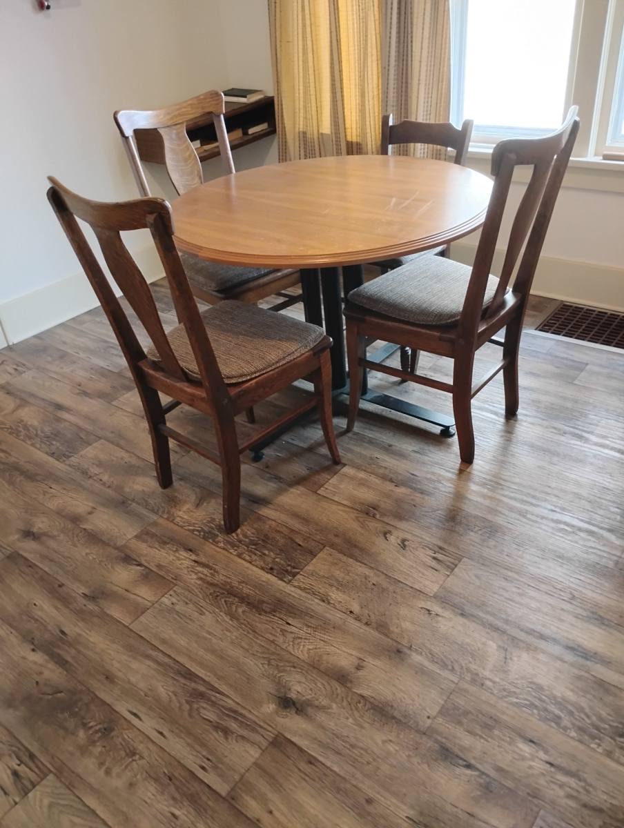 Apartment for rent at 264 W 16th St, Holland, MI 49423