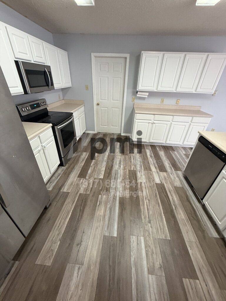 House for rent at 14229 Weeping Cherry Dr, Fishers, IN 46038