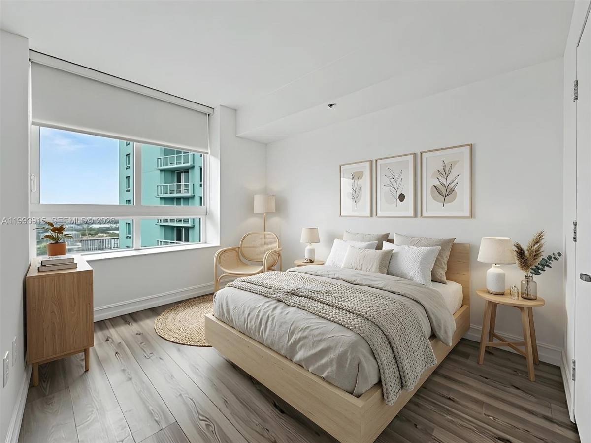 Apartment for rent at 1900 N Bayshore Dr #3811, Miami, FL 33132