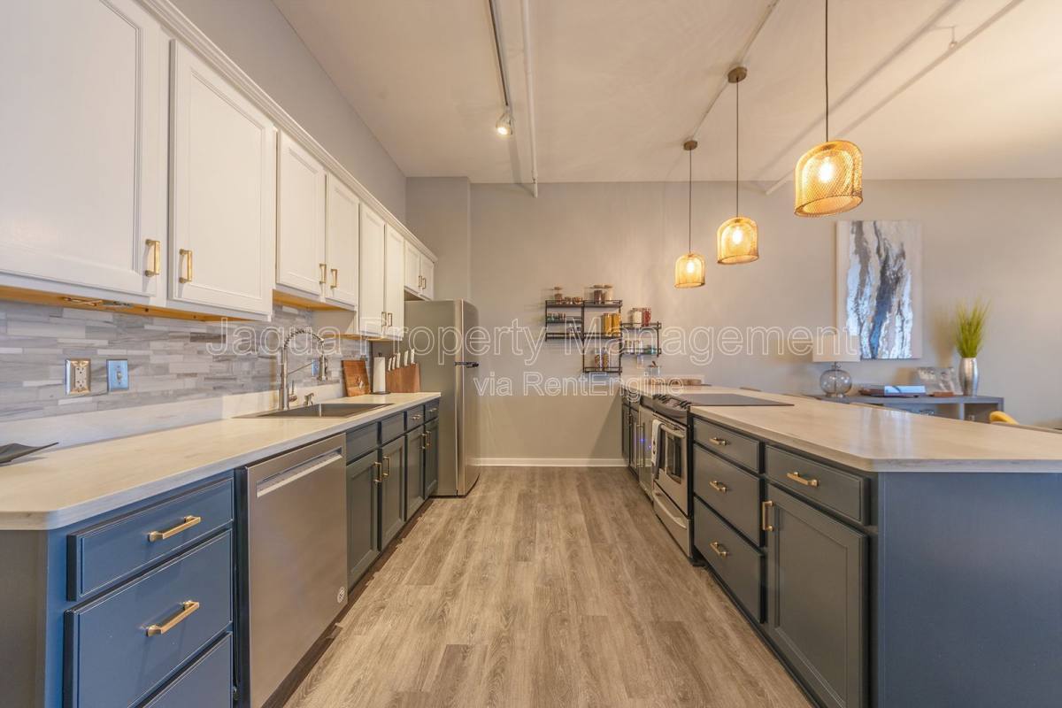 Apartment for rent at 125 S Kalamazoo Mall #606, Kalamazoo, MI 49007