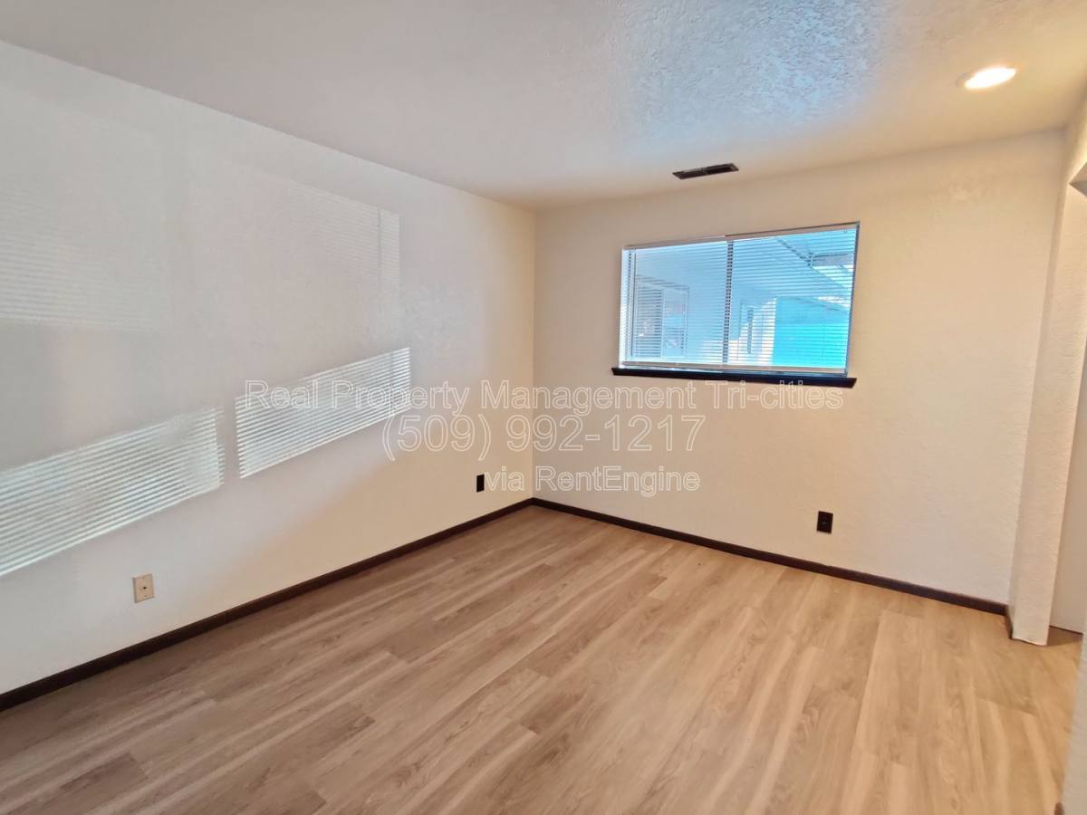 Apartment for rent at 1816 W 21st Ave #C, Kennewick, WA 99337