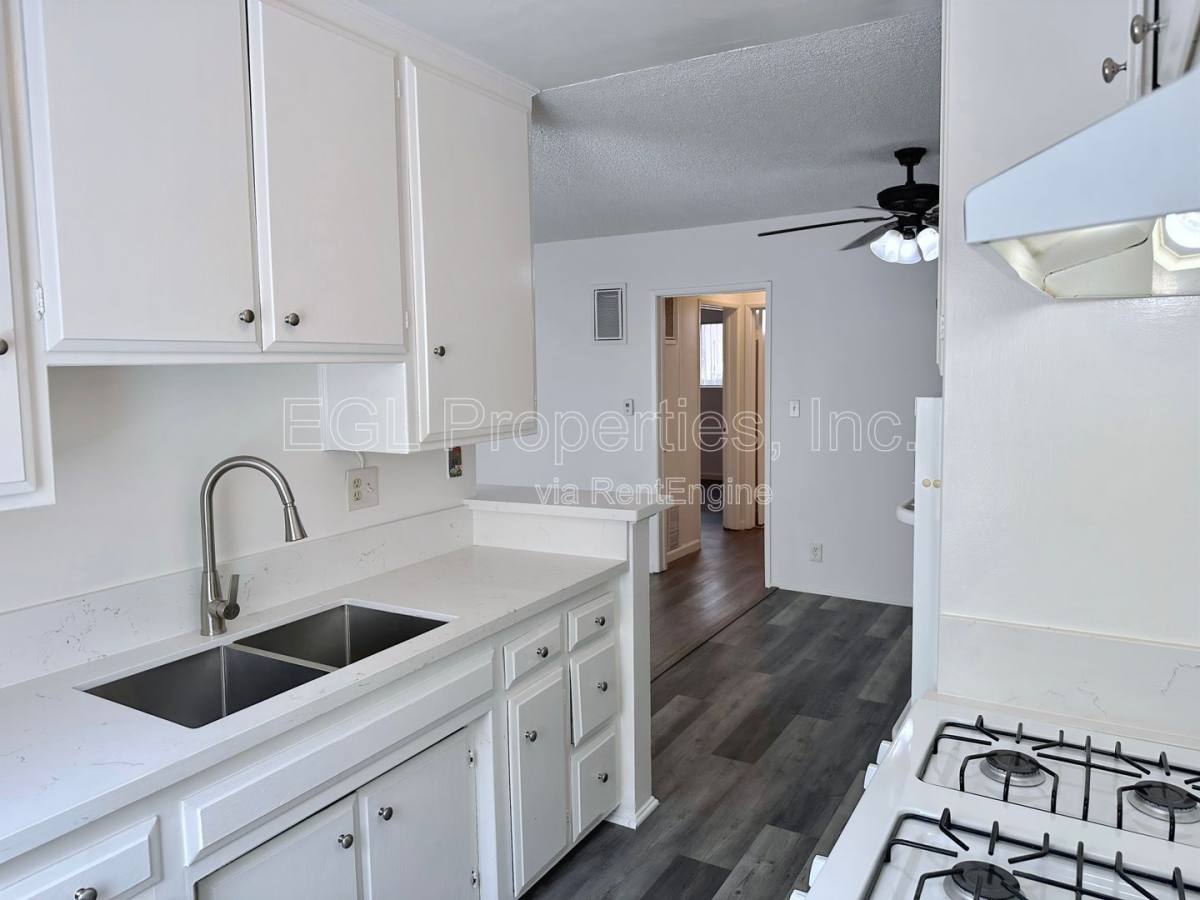 Apartment for rent at 823 N Hudson Ave #3, Los Angeles, CA 90038