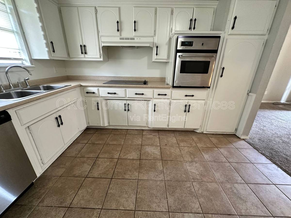 House for rent at 8417 S Villa Ave, Oklahoma City, OK 73159