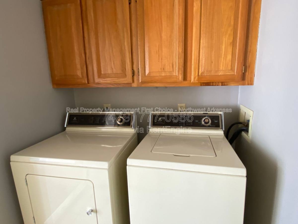 Apartment for rent at 3168 Shale St, Fayetteville, AR 72704
