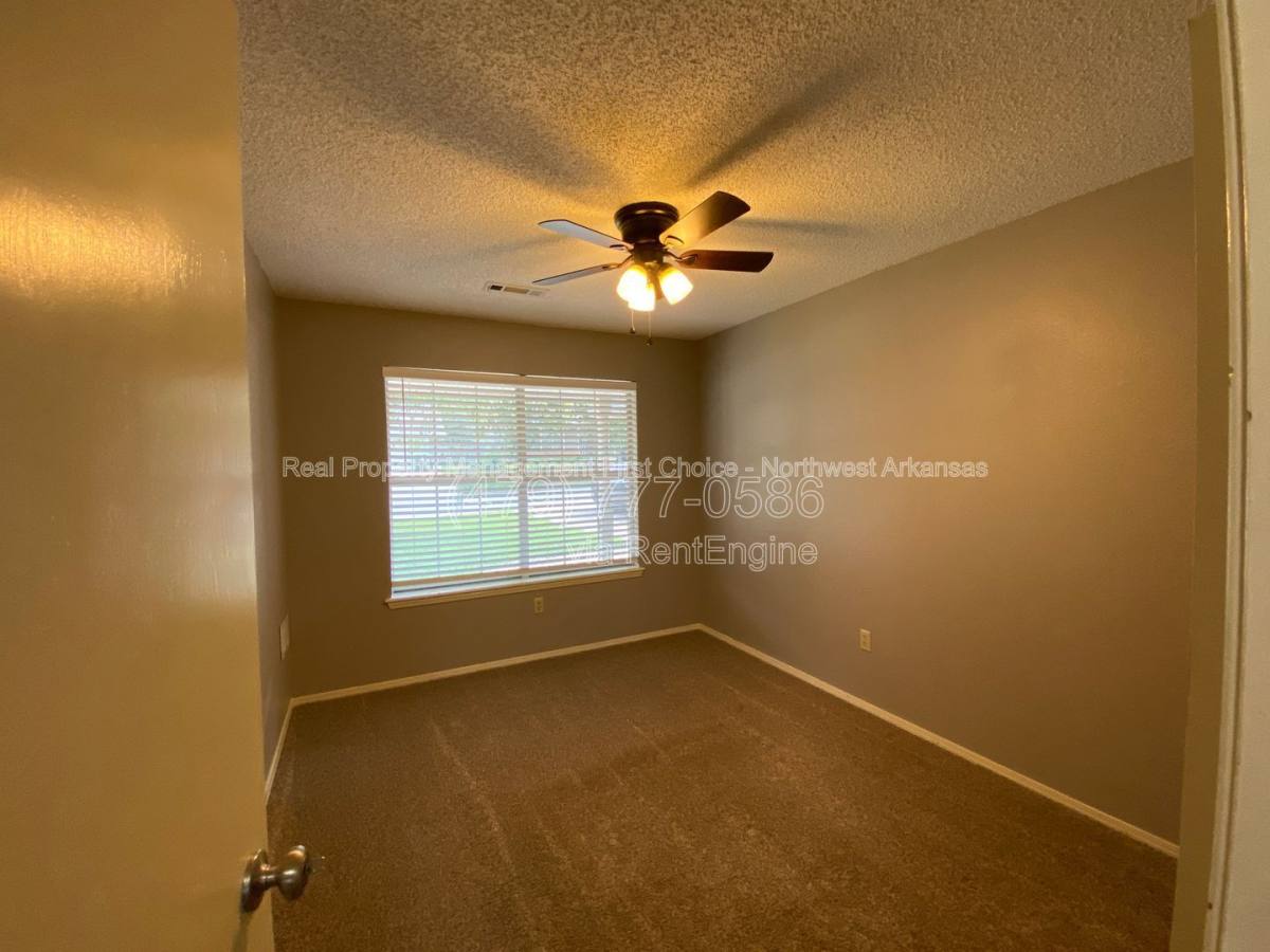 Apartment for rent at 3168 Shale St, Fayetteville, AR 72704