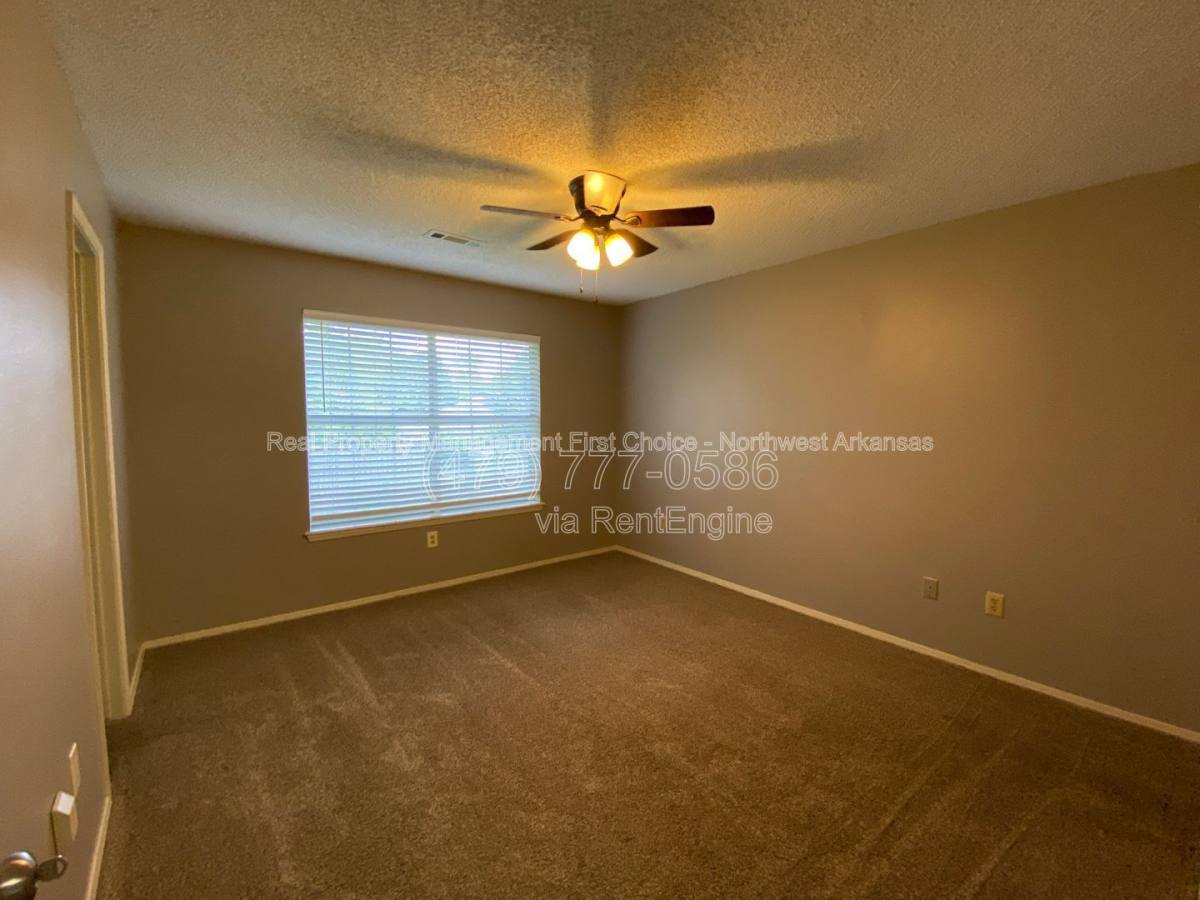 Apartment for rent at 3168 Shale St, Fayetteville, AR 72704
