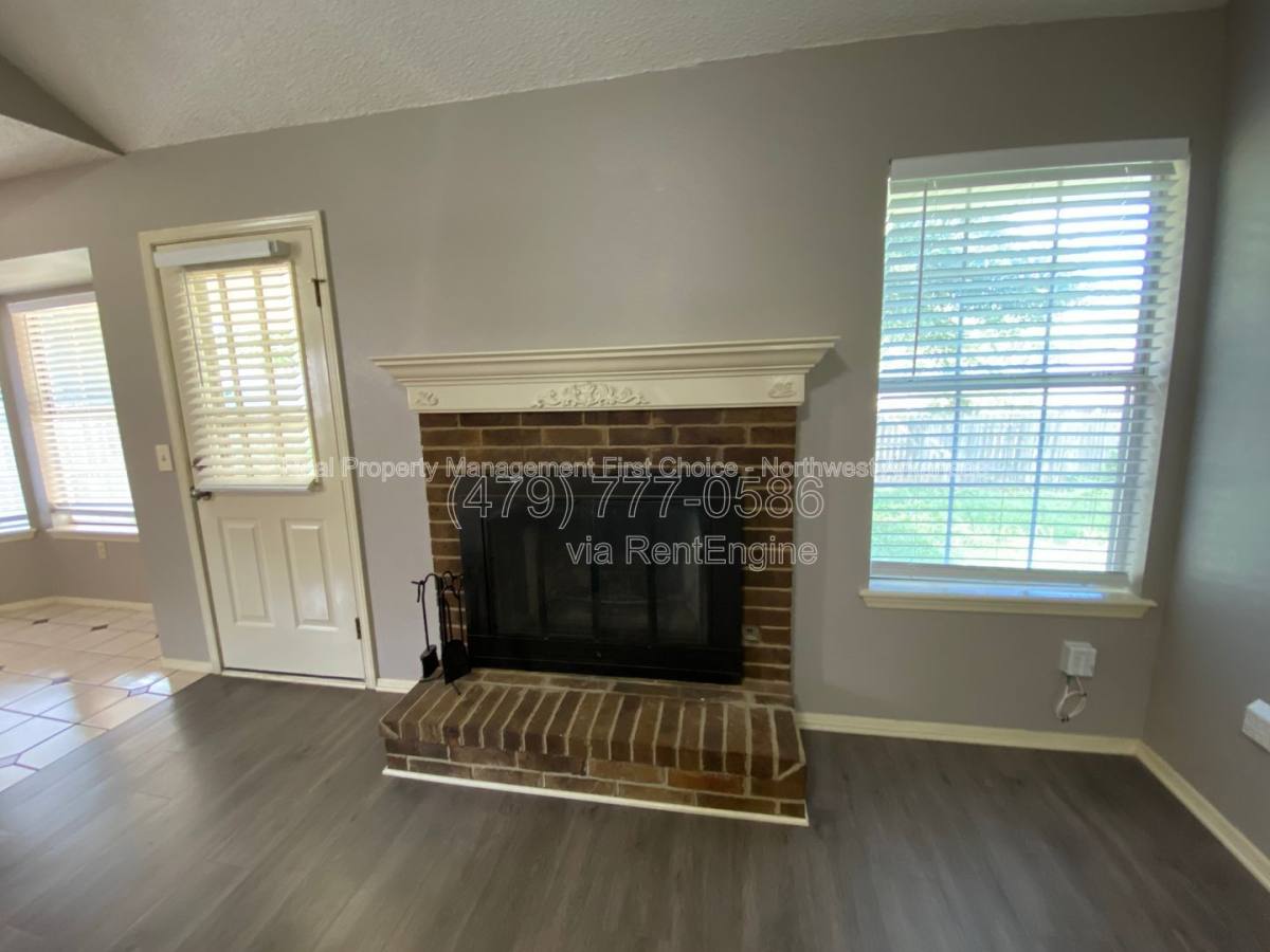 Apartment for rent at 3168 Shale St, Fayetteville, AR 72704