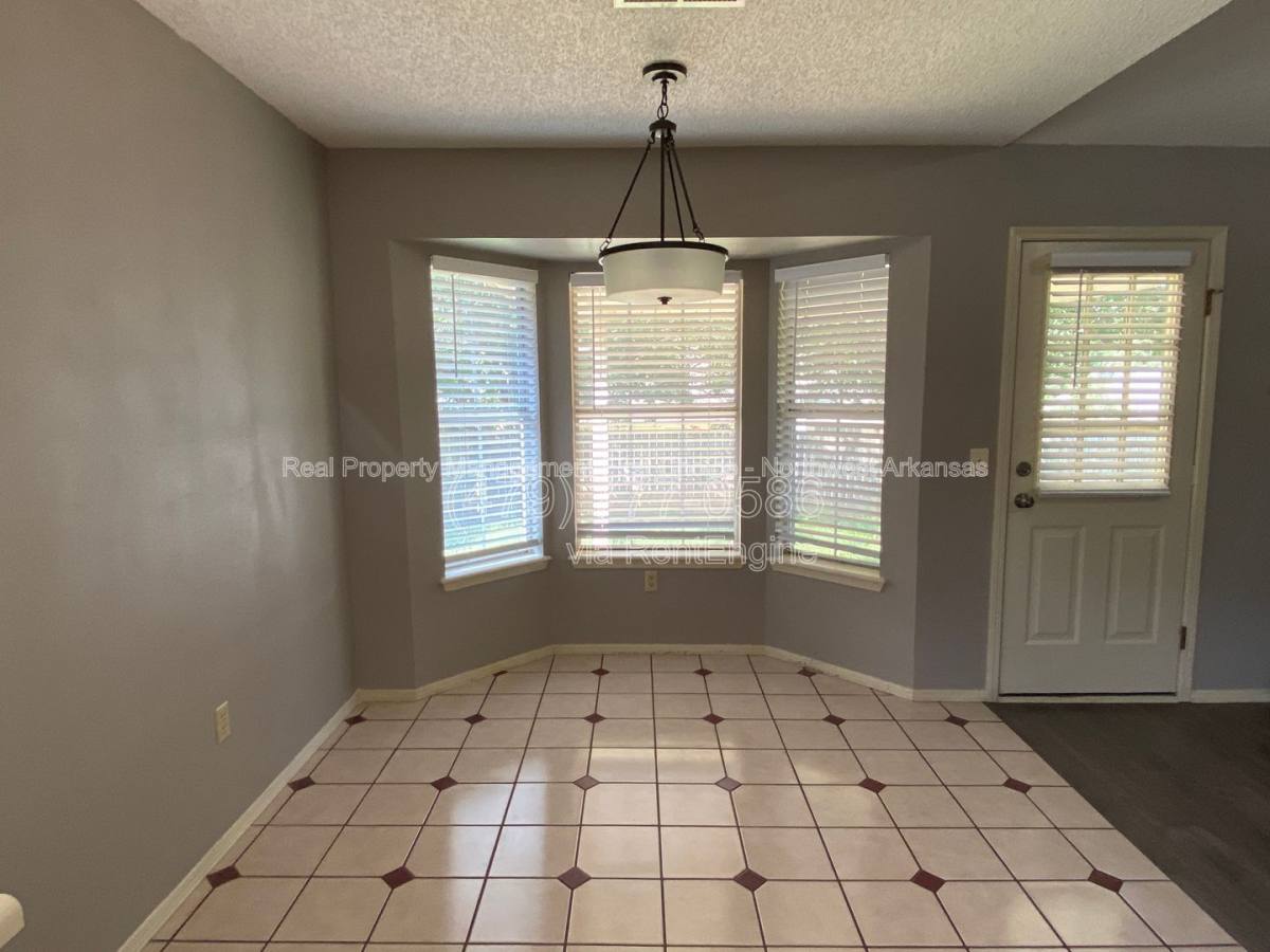 Apartment for rent at 3168 Shale St, Fayetteville, AR 72704