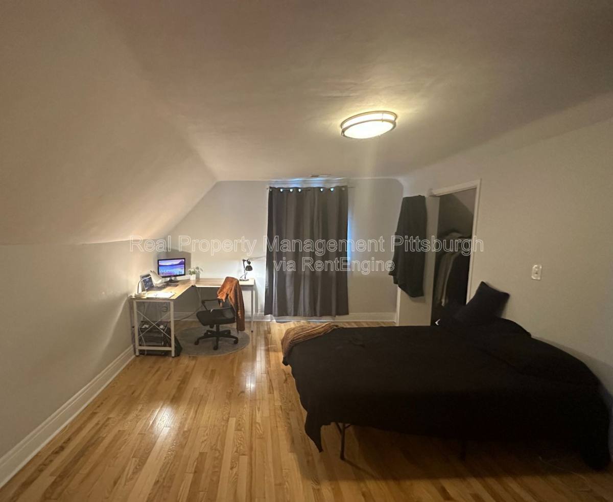 Apartment for rent at 5619 E Liberty Blvd #3, Pittsburgh, PA 15206