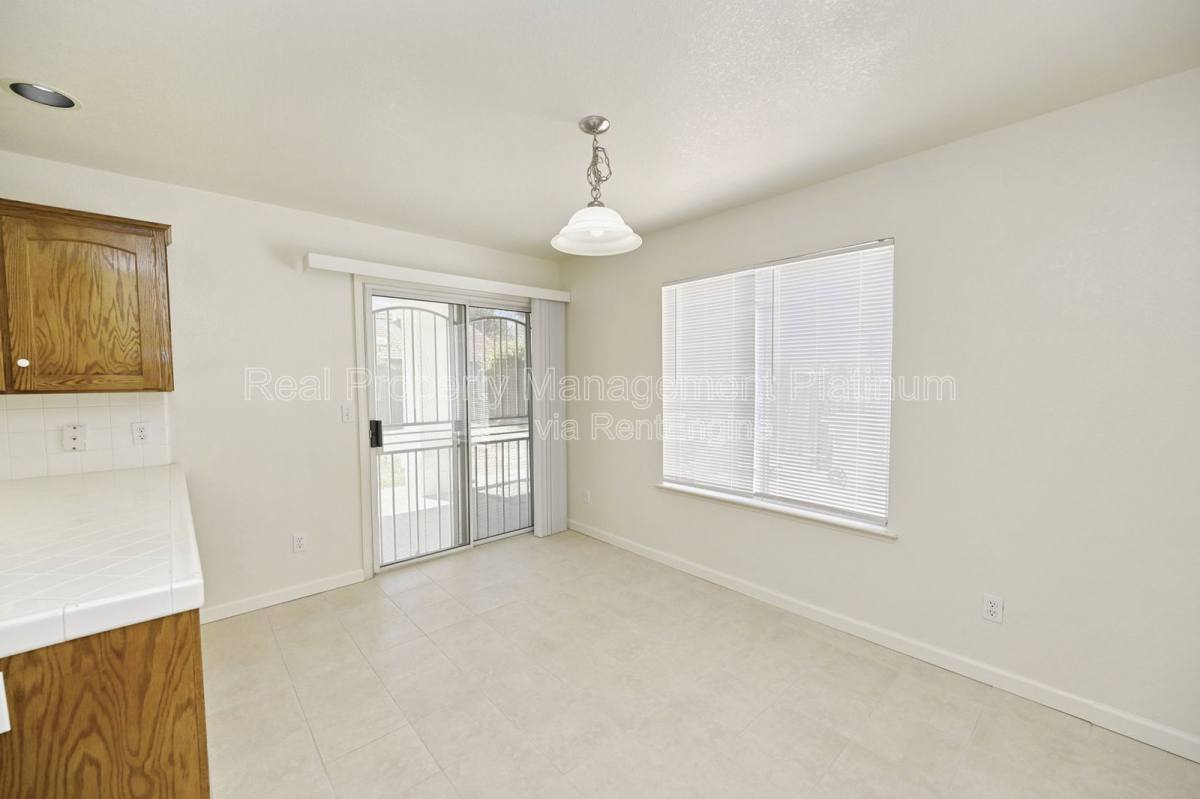 House for rent at 2233 E Christopher Dr, Fresno, CA 93720