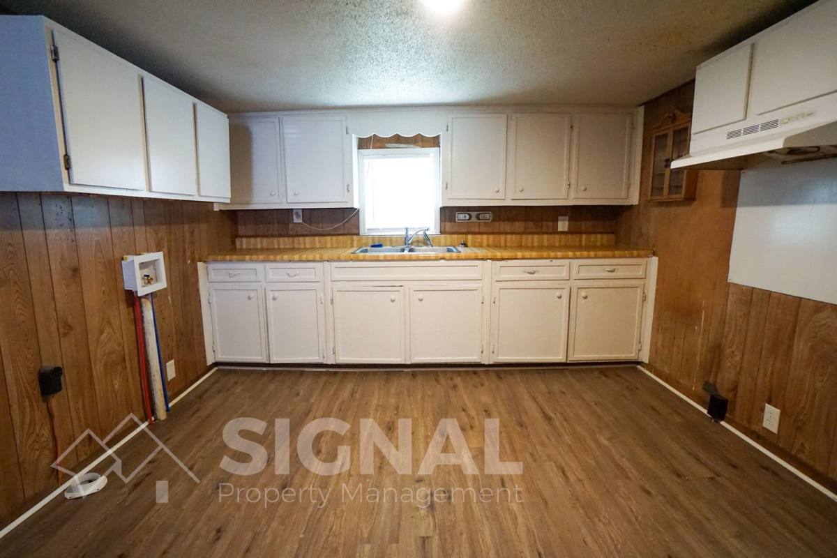 House for rent at 1405 6th Ave, Fultondale, AL 35068