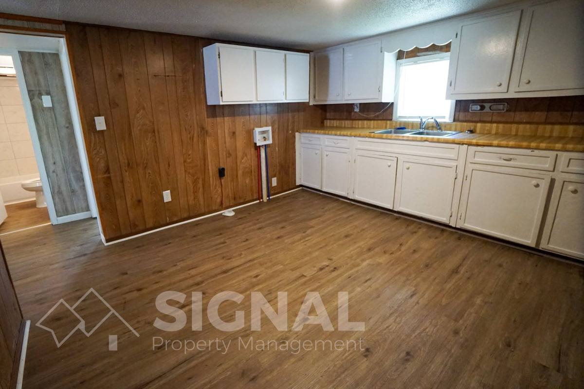 House for rent at 1405 6th Ave, Fultondale, AL 35068
