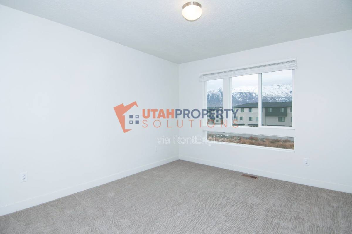 Townhouse for rent at 963 W 540 S, American Fork, UT 84003