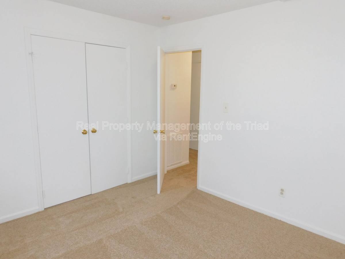 Apartment for rent at 2574 Green Oaks Court SE #G, Winston Salem, NC 27107