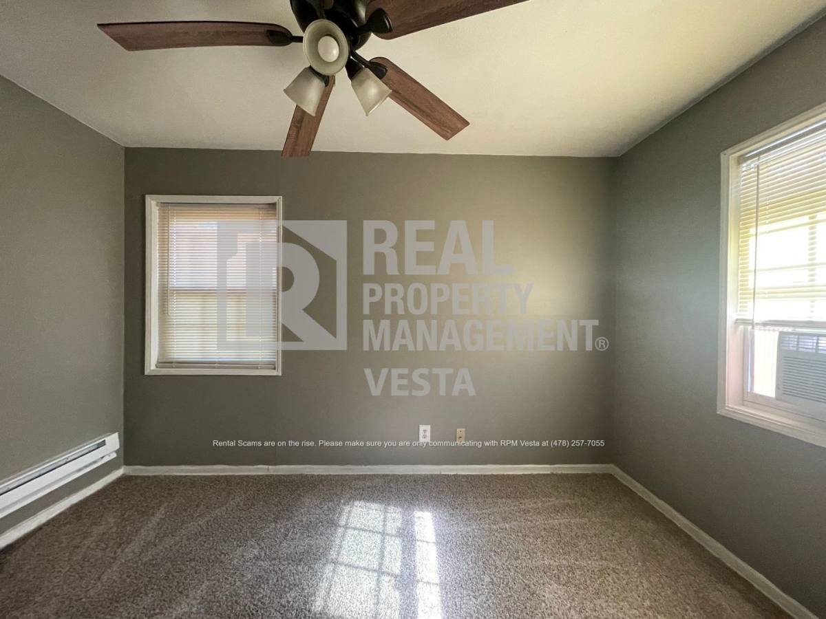 House for rent at 2459 Vivian Dr, Macon, GA 31206