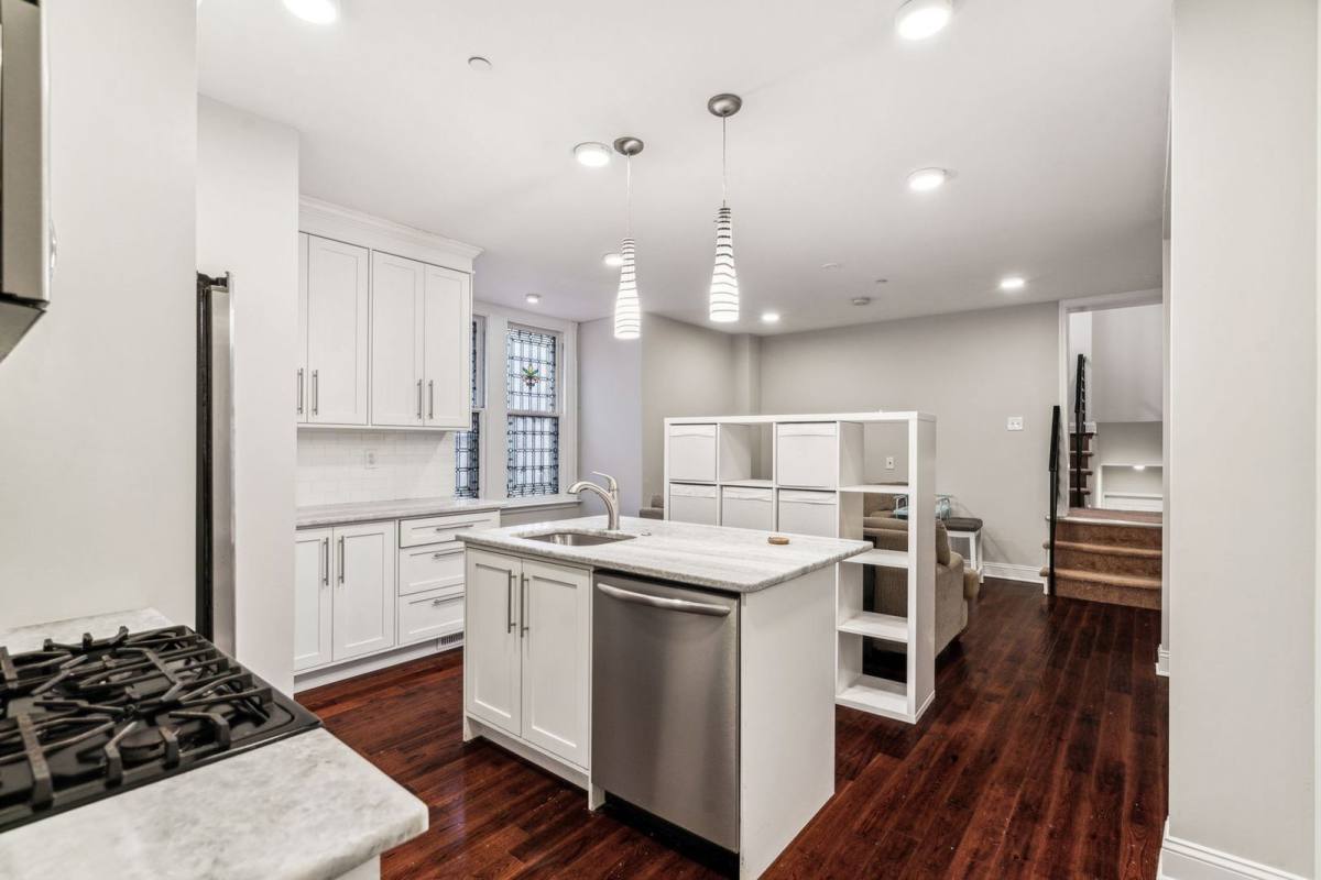 Apartment for rent at 1721 Pine St #B, Philadelphia, PA 19103