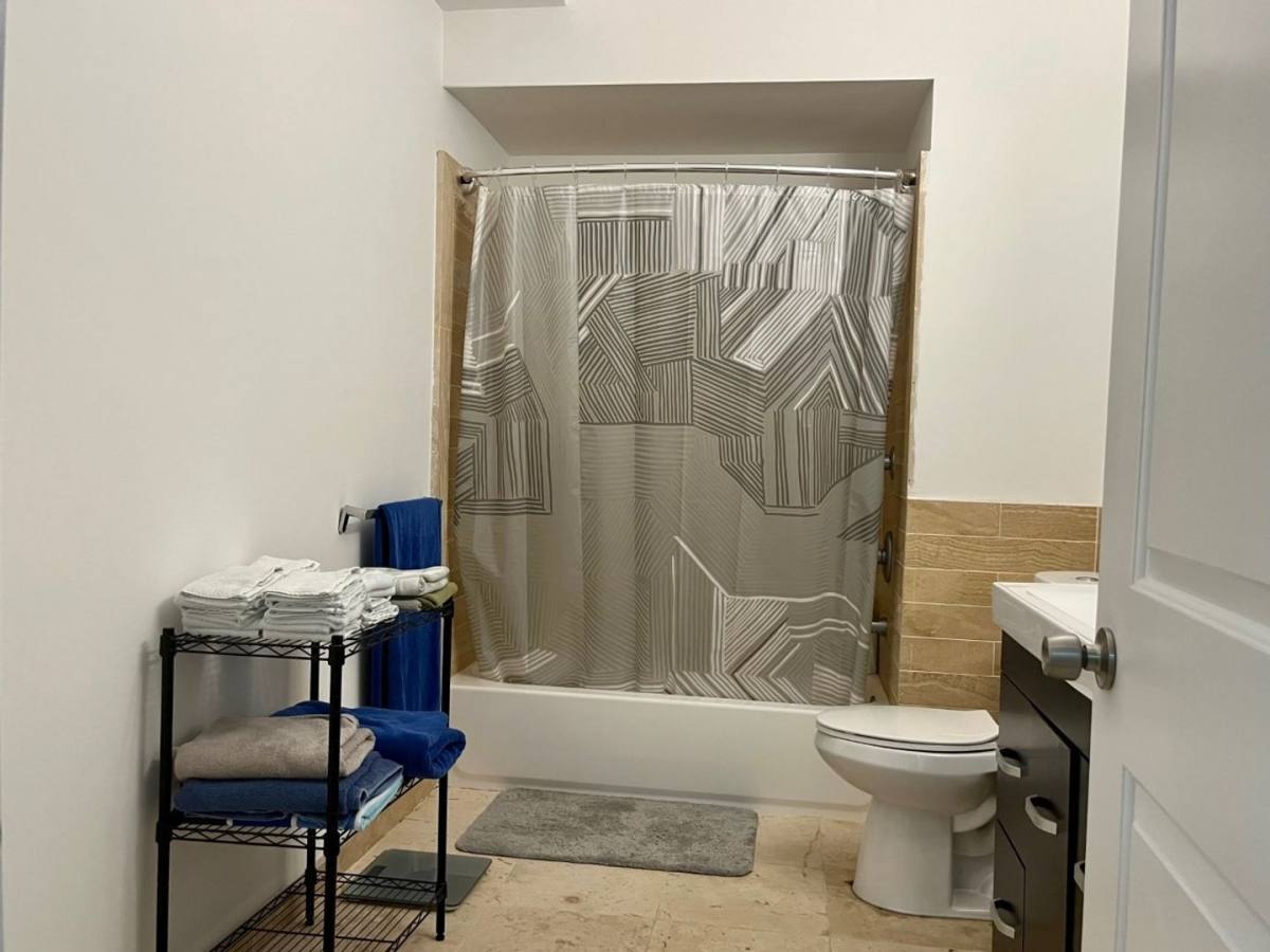 Apartment for rent at 2001 Spring Garden St #206, Philadelphia, PA 19130