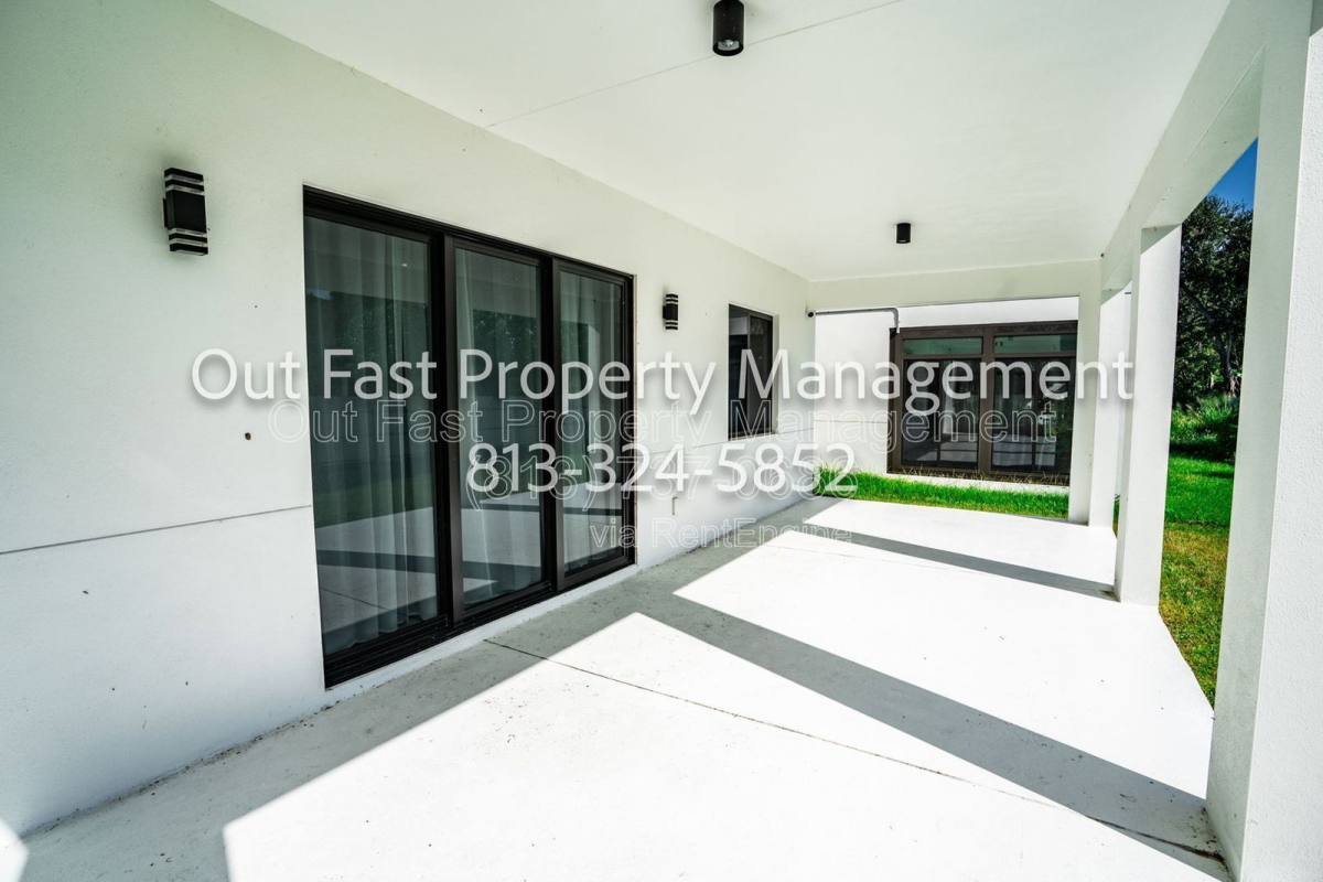 House for rent at 7519 N Coolidge Ave, Tampa, FL 33614