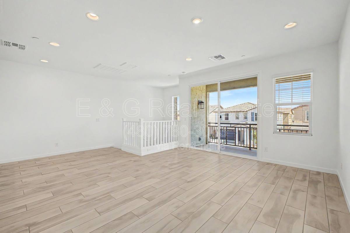 Apartment for rent at 8149 E Petunia Ave #1003, Mesa, AZ 85212