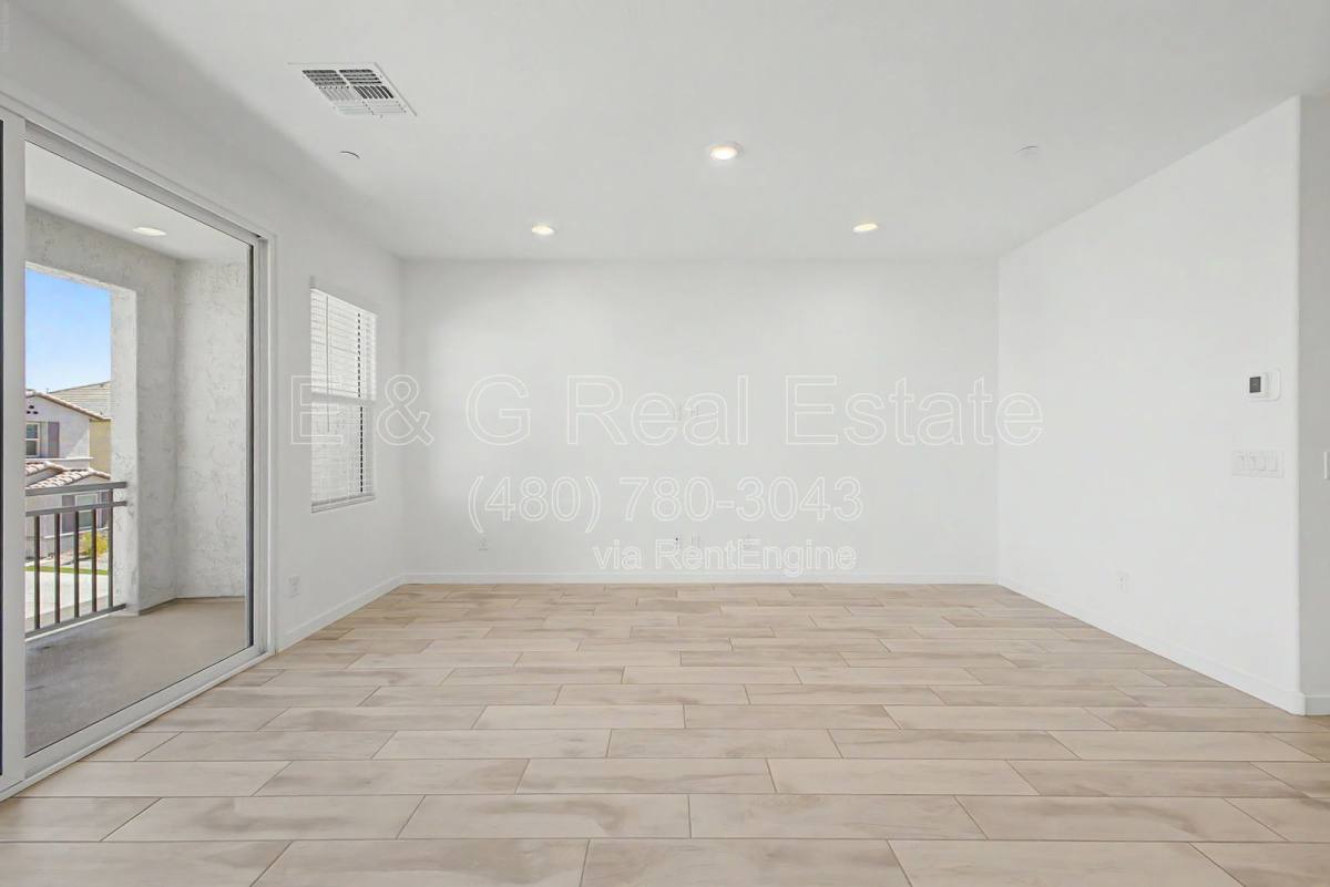 Apartment for rent at 8149 E Petunia Ave #1003, Mesa, AZ 85212