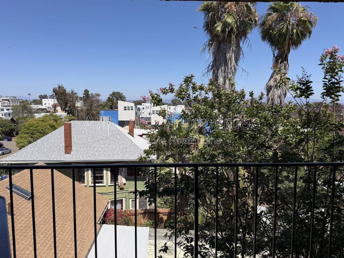 Apartment for rent at 2849 E St #17, San Diego, CA 92102