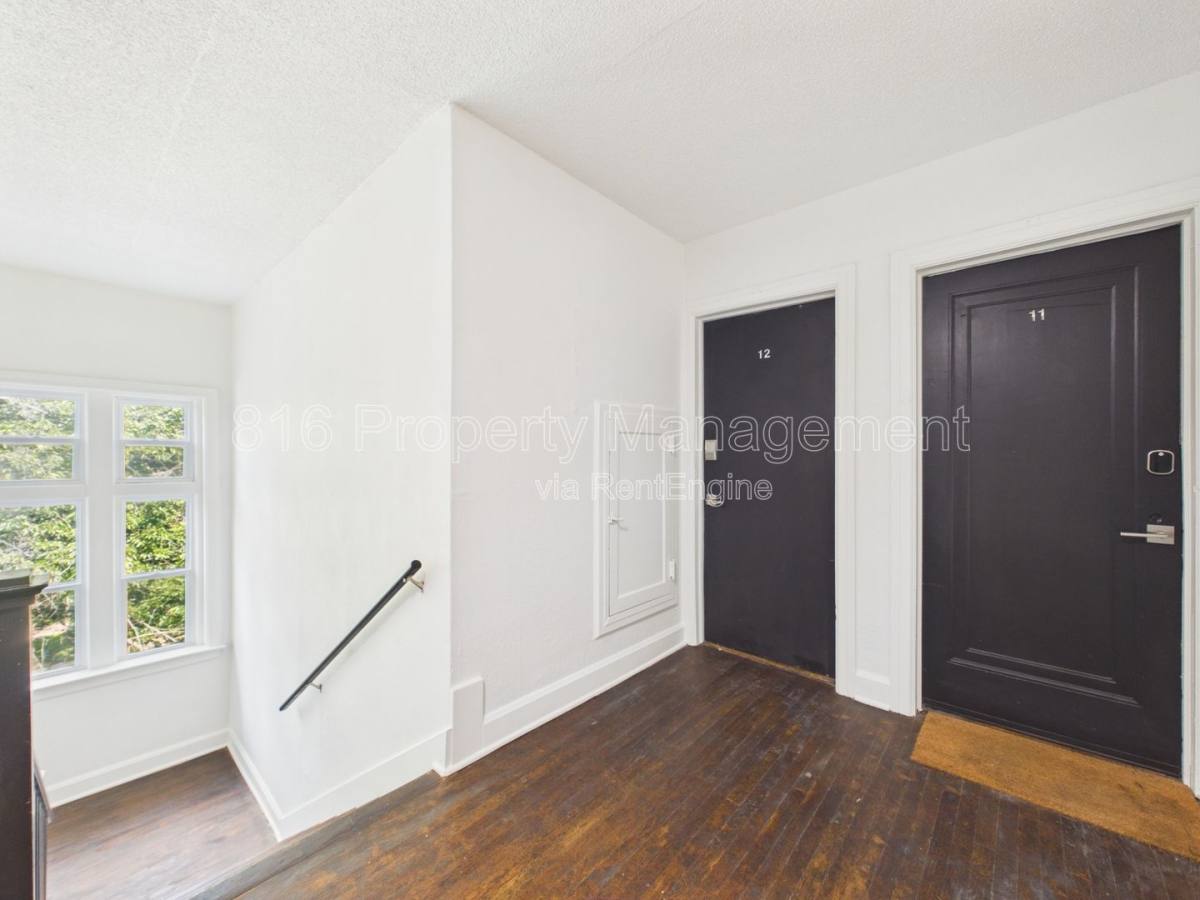 Apartment for rent at 3706 Wyoming St #11, Kansas City, MO 64111