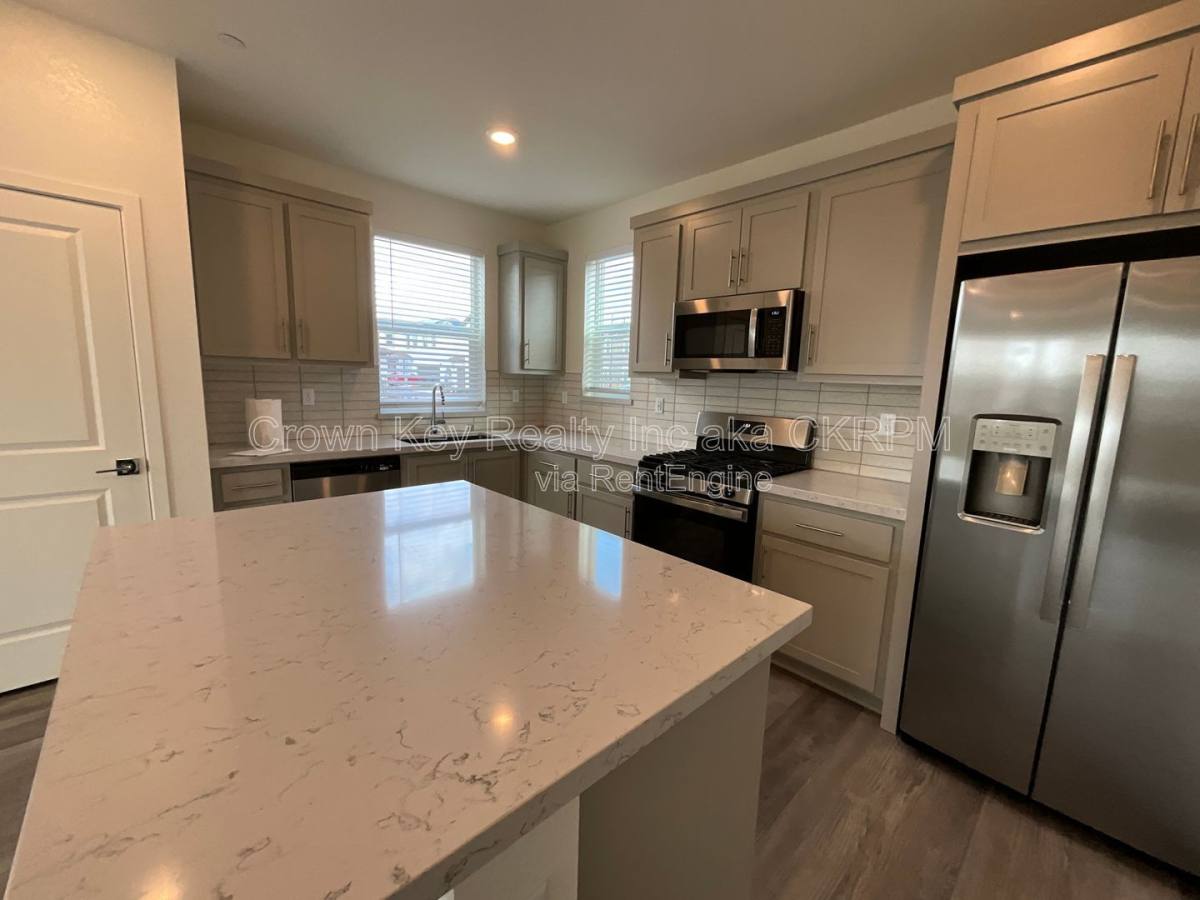 House for rent at 2090 Daimler St, Lathrop, CA 95330