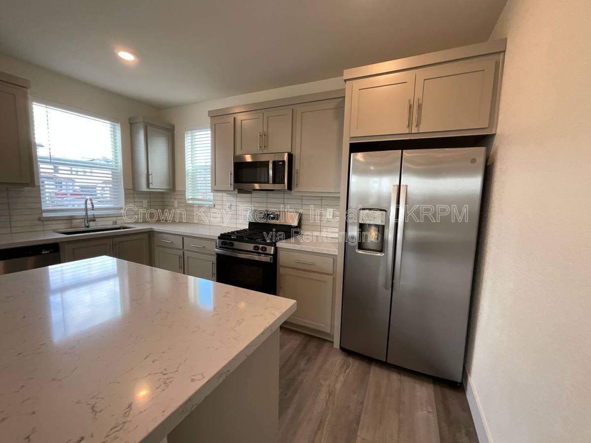 House for rent at 2090 Daimler St, Lathrop, CA 95330