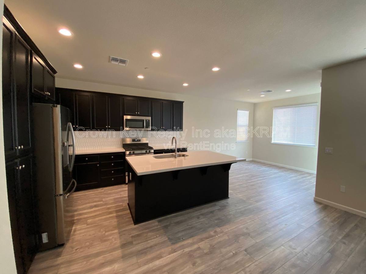 House for rent at 3620 Historic Court, Modesto, CA 95356