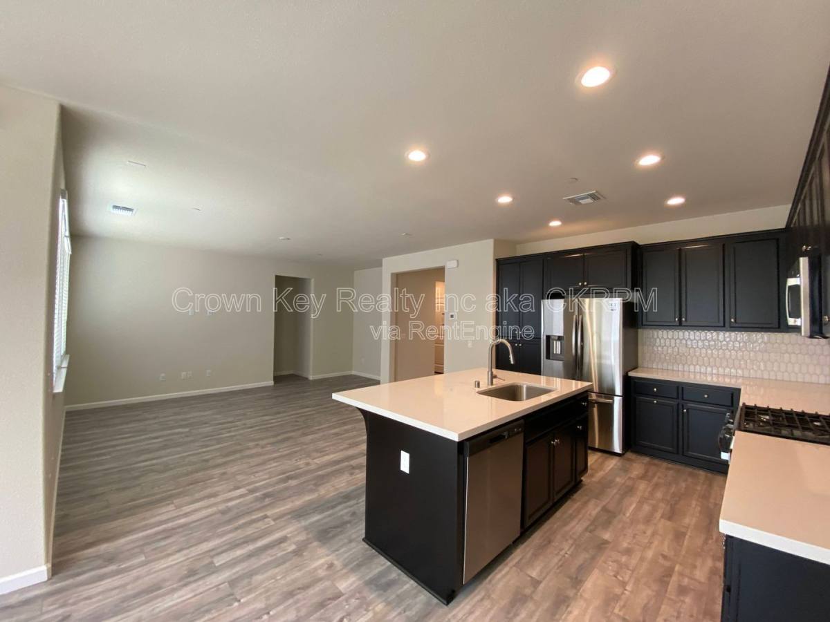 House for rent at 3620 Historic Court, Modesto, CA 95356