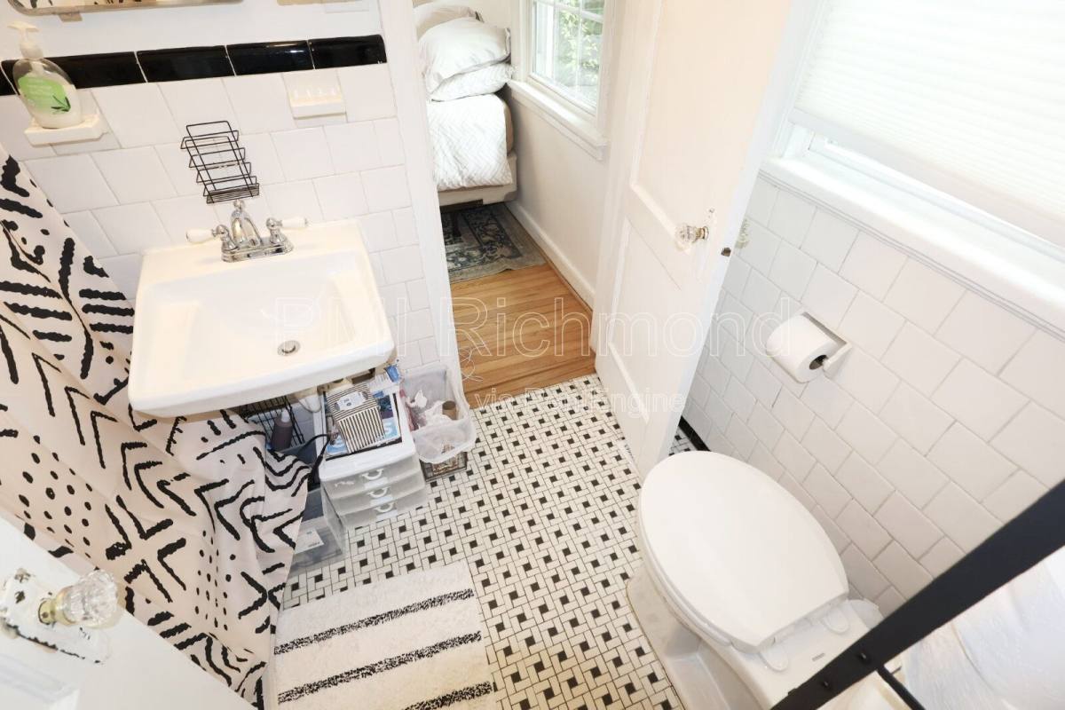 House for rent at 904 Maple Ave, Richmond, VA 23226