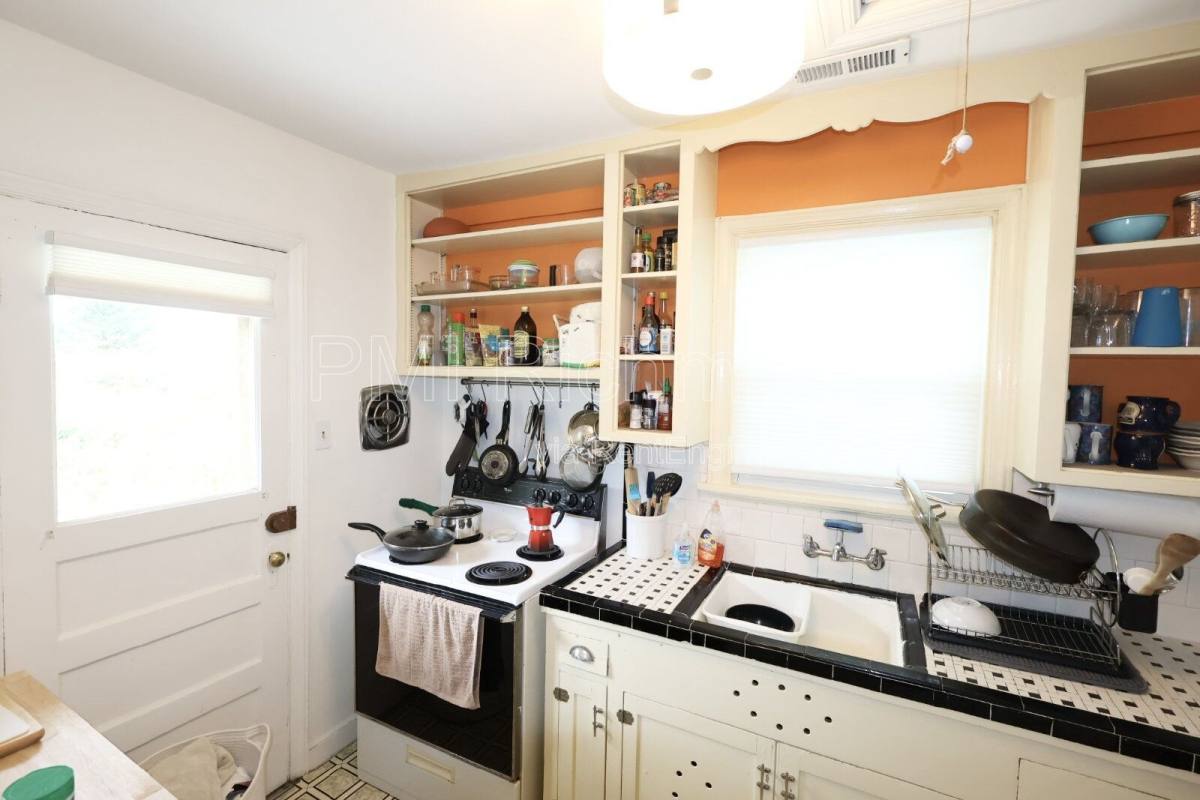 House for rent at 904 Maple Ave, Richmond, VA 23226