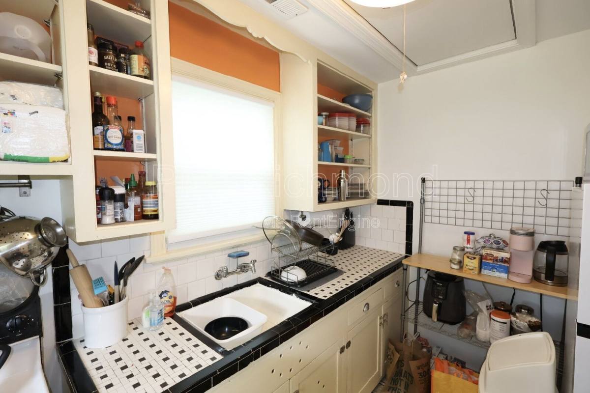 House for rent at 904 Maple Ave, Richmond, VA 23226