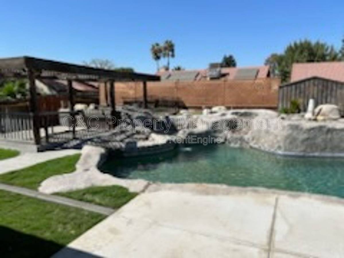 House for rent at 8912 Carvalho Court, Bakersfield, CA 93311