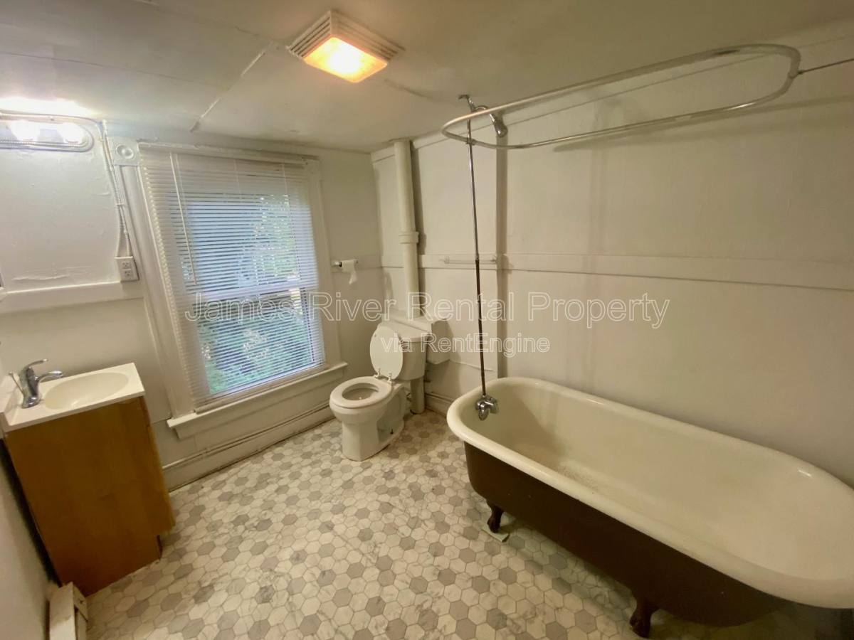 Apartment for rent at 710 Grady St #B, Lynchburg, VA 24501