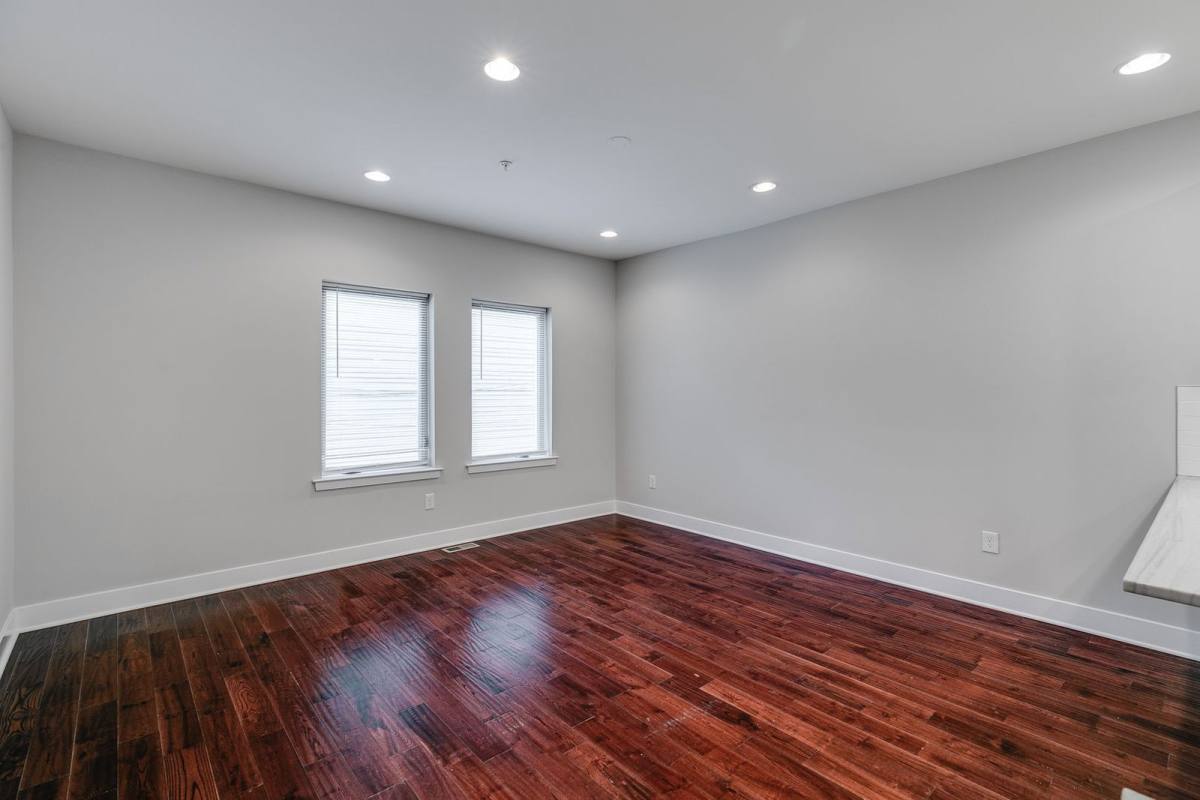 Apartment for rent at 604 W Thompson St #A, Philadelphia, PA 19122