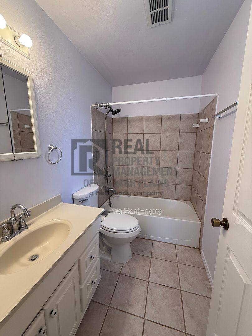 House for rent at 3101 S Jackson St, Amarillo, TX 79109