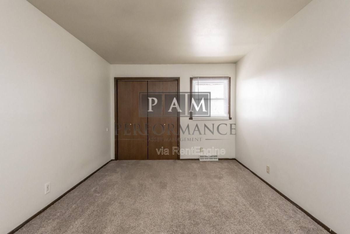 Townhouse for rent at 21225 Mary Lynn Dr, Brookfield, WI 53045