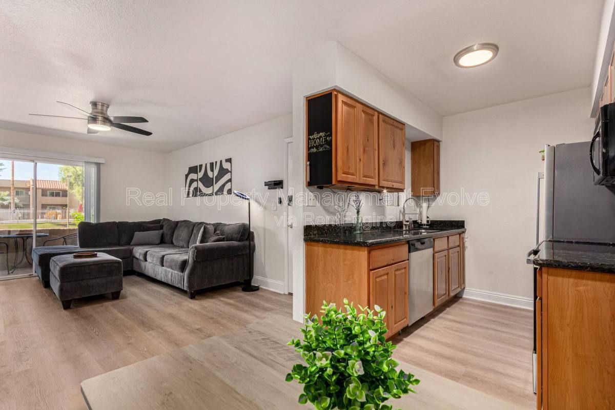 Condo for rent at 5877 N Granite Reef Rd #1133, Scottsdale, AZ 85250
