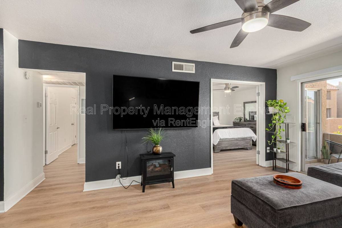 Condo for rent at 5877 N Granite Reef Rd #1133, Scottsdale, AZ 85250