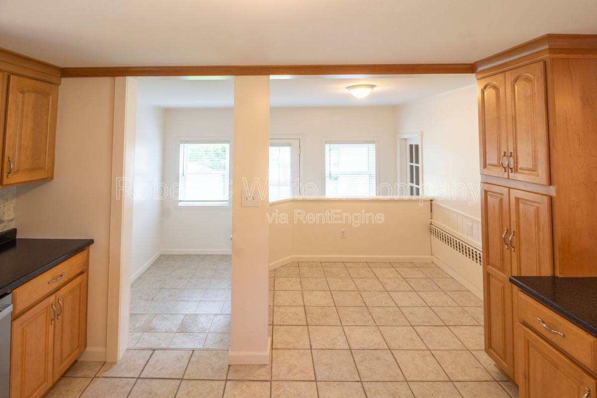 House for rent at 63 Columbus Ave, Bristol, CT 06010