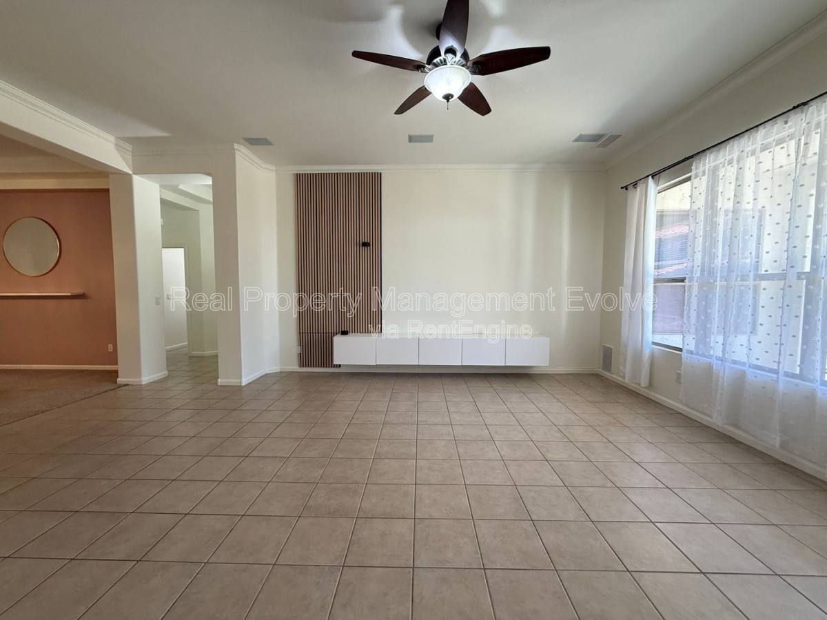 House for rent at 281 W Flamingo Dr, Chandler, AZ 85286