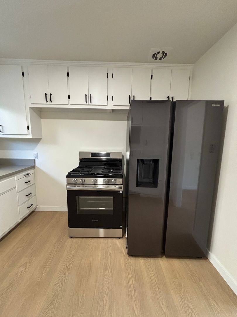 Apartment for rent at 6819 N Figueroa St #21, Los Angeles, CA 90042