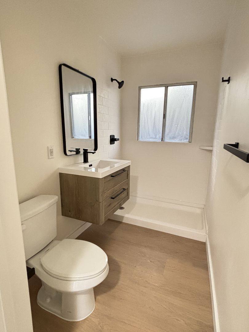 Apartment for rent at 6819 N Figueroa St #21, Los Angeles, CA 90042