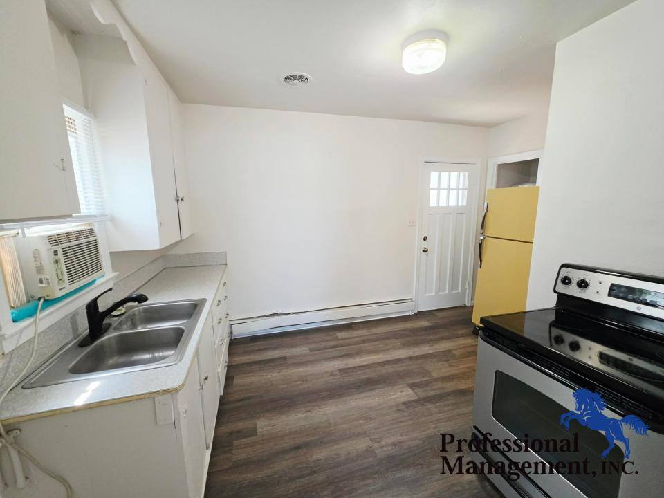 House for rent at 828 Broadwater Ave, Billings, MT 59101