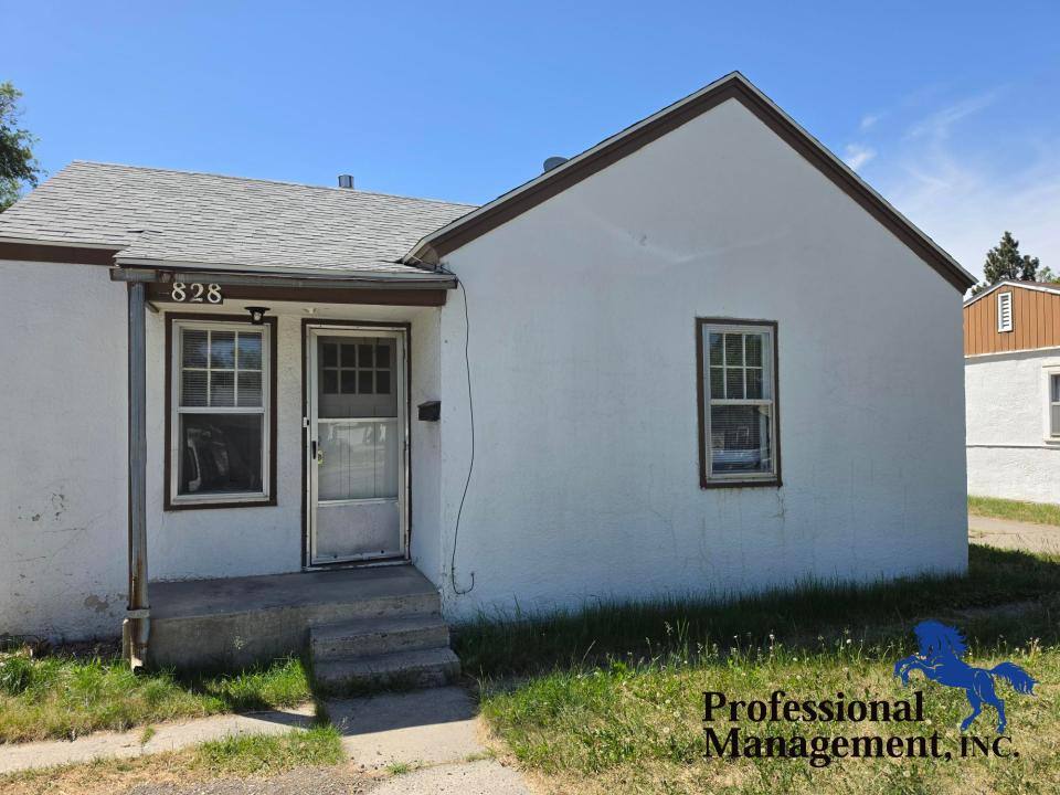 House for rent at 828 Broadwater Ave, Billings, MT 59101