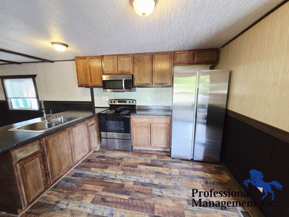 House for rent at 1620 Valley Dr, Laurel, MT 59044