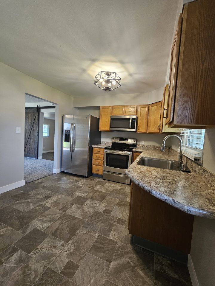 House for rent at 1411 Eldorado Dr, Billings, MT 59101